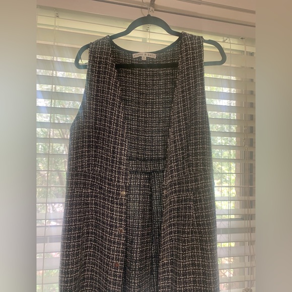 Vest - Picture 4 of 5